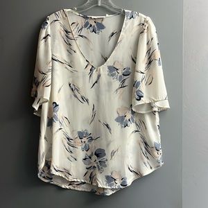 Lush Floral Print V-Neck Blouse, Short Flutter Sleeves, Lightweight, Size S